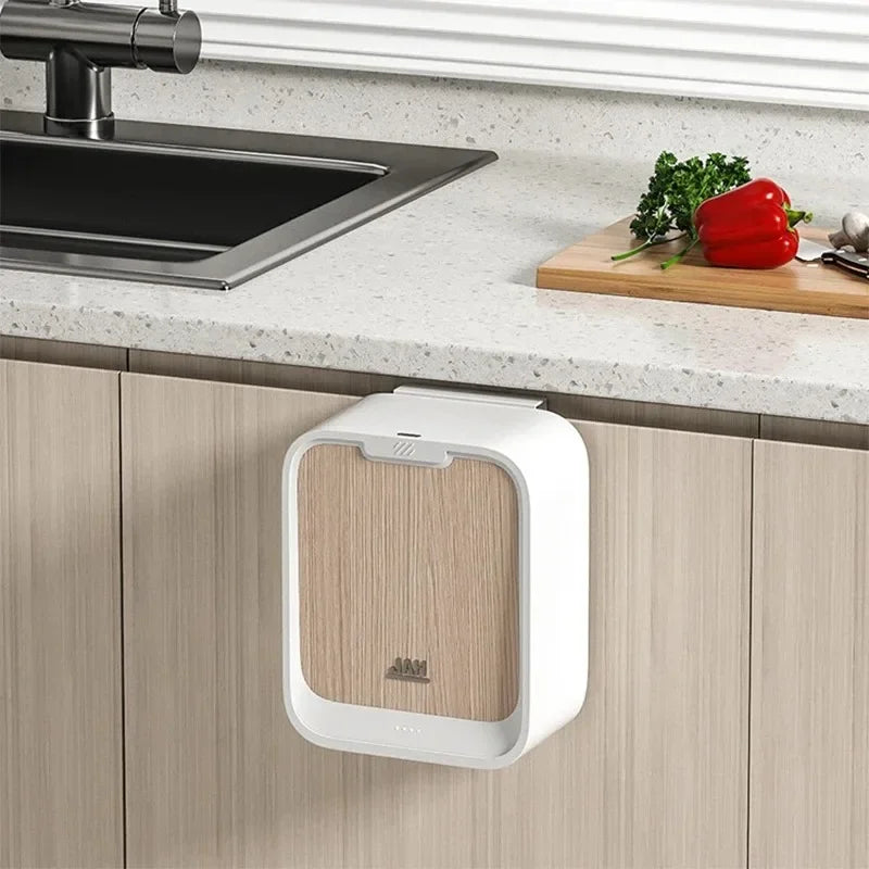 EcoSmart™ Wall-Mount Sensor Bin 7L